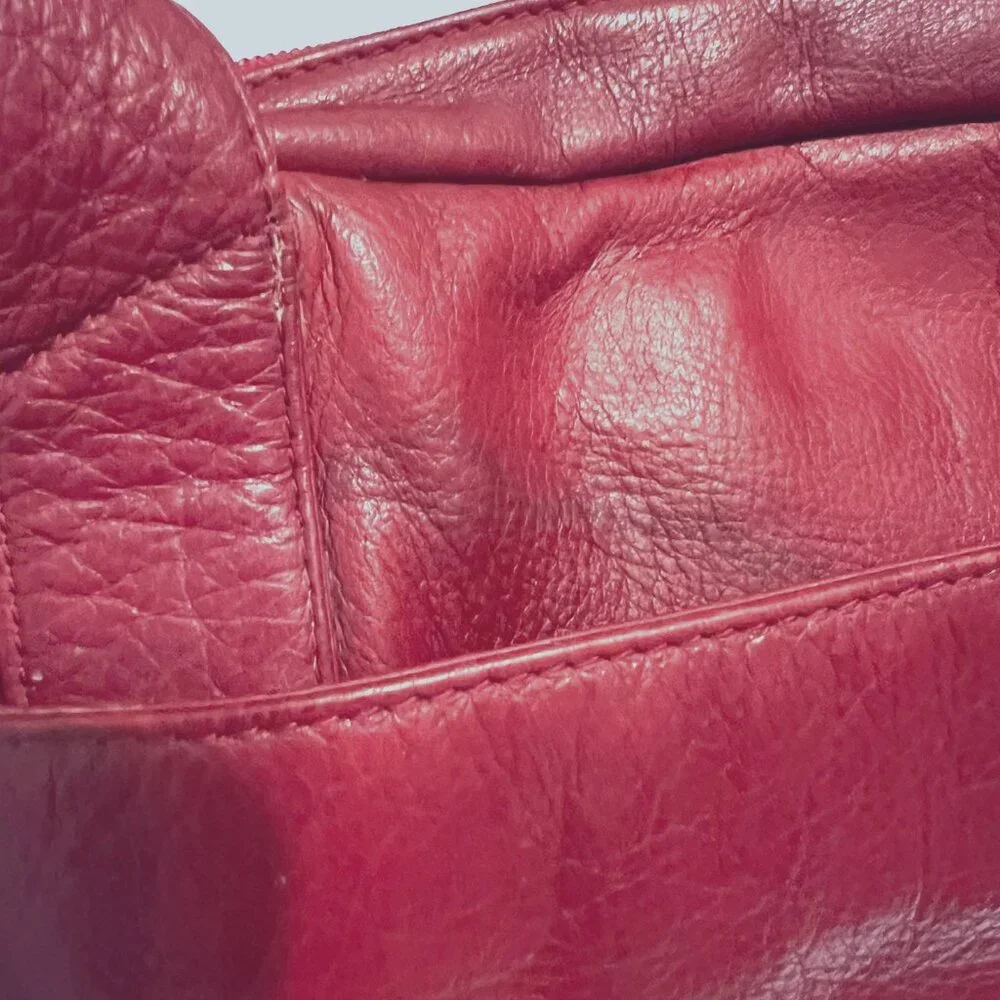 Levenger Red Leather Crossbody I pad/Small Laptop Bag/Purse-Pockets-Adjust Strap